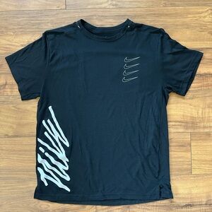 Nike Black Short-Sleeve Graphic Performance Tee